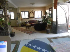 Villa Anri - Recepción