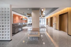 Elong WG Guangzhou Baiyun Airport -Free Shuttle Bus - Restaurant