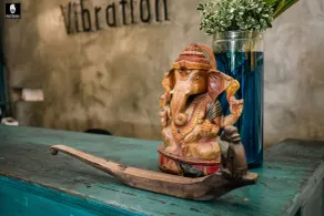 Hotel Vibration - Reception