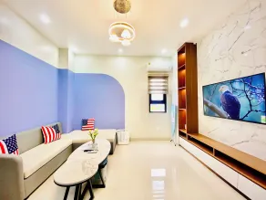 The LuxHomes Apartment ᵀᴹ I SAKURA Hotel - 193 Văn Cao - Ausblick vom Zimmer