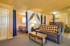 Pet-Friendly Cook Vacation Rental on Battle Lake! - Innenbereich