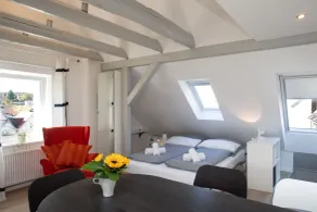 Wertschätzer II - Unter der Wehme - Room