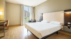 Hotel ILUNION Auditori - Vue de la chambre