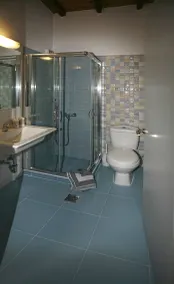 Paradise - Bathroom
