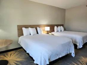 Days Inn by Wyndham LaPlace- New Orleans - Room