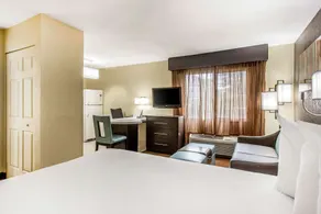 MainStay Suites Greenville Airport - Habitación