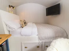 Cariad Mawr - Room