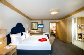 Hotel Tirolerhof 4 Sterne Superior - Rum