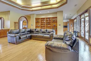 Scenic Lagrange Retreat! 3,600 Sq Ft, Pool Access - Interiör