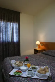 Zoukotel Hotel - Room