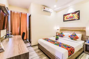 FabHotel Aksa International - Chambre