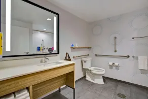 Tru by Hilton Northlake Fort Worth, TX - Salle de bain