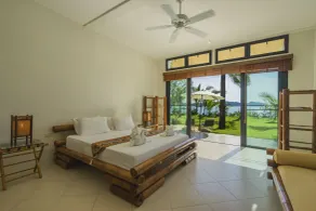 Beach Front Luxury Villa Hai Leng - Quarto