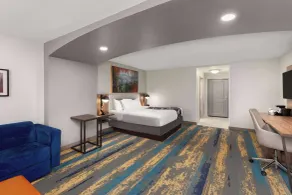 La Quinta by Wyndham Knoxville Central Papermill - Zimmer