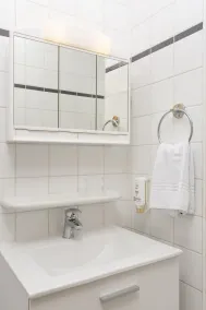 Aparthotel Adagio Access La Défense - Léonard De Vinci - Bathroom