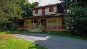 Dominion Hill Country Inn - Chambre