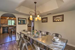 3 Mi to Downtown: Cabin w/ Gas Grill in Prescott - Innenbereich