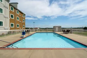 Wingate by Wyndham Horn Lake Southaven - Piscine