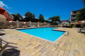 Leviv Praia Hotel - Pool