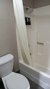 Hawthorne Plaza Inn Near LAX - Salle de bain