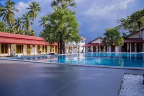 Palm Resort Nilaveli - Pool