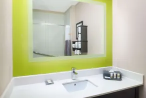 La Quinta Inn by Wyndham Calhoun South I-75 - Salle de bain