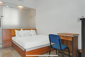 Hotel Santeria Inn, Best Luxurious Hotel AC Rooms In Surat - Room