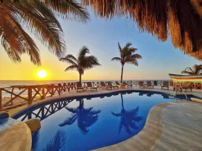 Mancora Beach Hotel  - Piscina