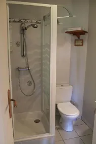 Gîte- La Ferme des Chataigniers - Bathroom