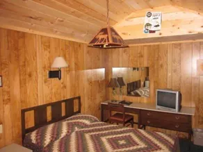 Brookside Motel & Cabins - Chambre