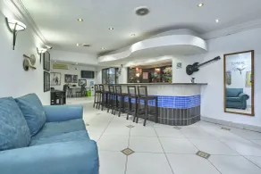 Inn & Out Sandton Park  - Rezeption