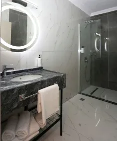 Petra Hotel Trabzon - Baño