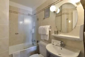 Hôtel de France, Angers - Salle de bain
