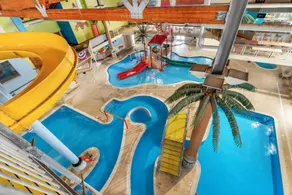 Comfort Inn & Suites - Pool
