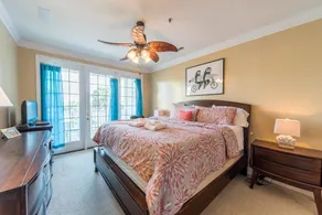 Pavilion Watch 2B - Condo avec vue sur la mer - Piscine - Chambre