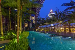 Crowne Plaza Changi Airport by IHG - Piscina
