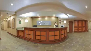 Holiday Inn Express & Suites Danville by IHG - Réception