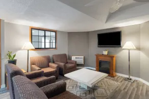 Sauk River Inn & Suites, a Travelodge by Wyndham - Lobby