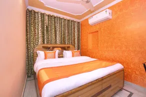 Hotel O Rajesh Palace - Zimmer