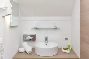 Hotel Sarah - Bathroom