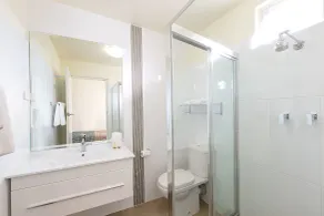 El Motor Inn - Bathroom