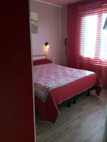 Hotel du 6 juin - Camera