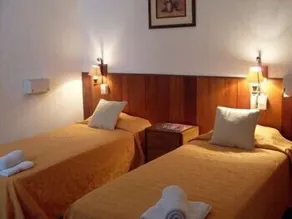 Casa Hotel Jockey Plaza Mall - Rum