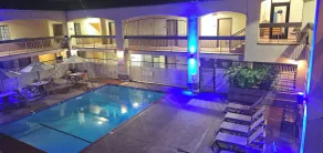 Days Inn & Suites by Wyndham Artesia - Pool