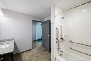 Comfort Inn & Suites Oklahoma City near Bricktown - Salle de bain