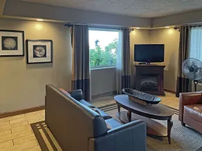 Quality Inn Clinton North - Lobby