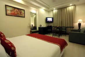 Hotel Saar Inn - Room