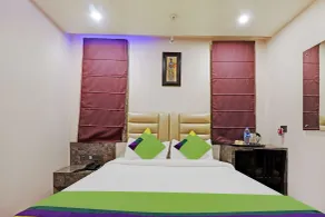 Itsy Hotels Ransu Residency - Room