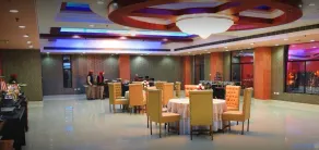 Sydney Grand Hotel & Resort - Restaurant