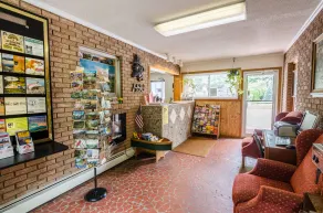 Highland Hills Motel & Cabins - Hall
